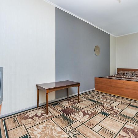 1К.Квартира В Центре Печерска.Лабораторный Пер.26 Kiev Exteriör bild