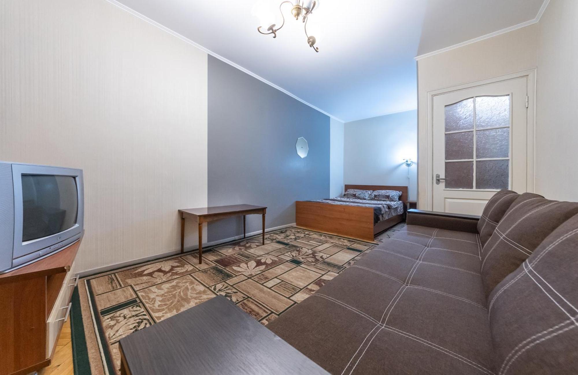 1К.Квартира В Центре Печерска.Лабораторный Пер.26 Kiev Exteriör bild